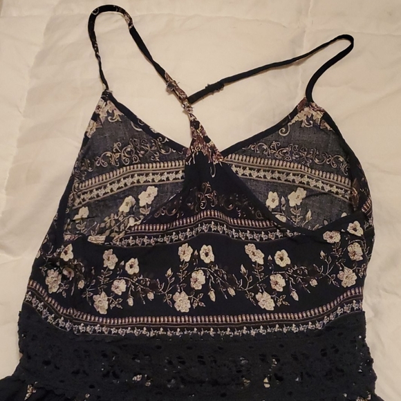 Dress - Picture 4 of 4